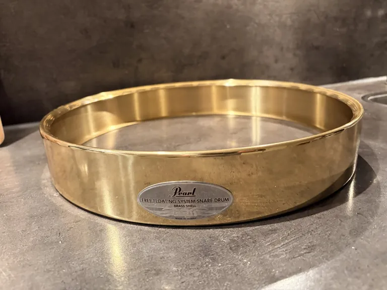 Pearl Freefloater shell 14x3.5” Brass