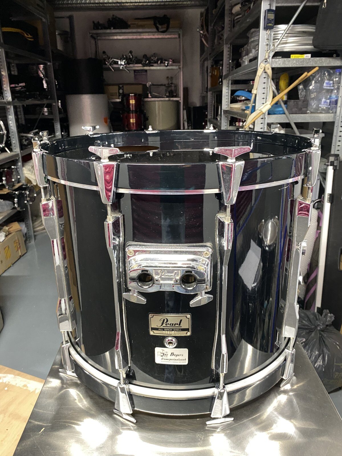 Pearl BLX bassdrum 22x18” Piano black.