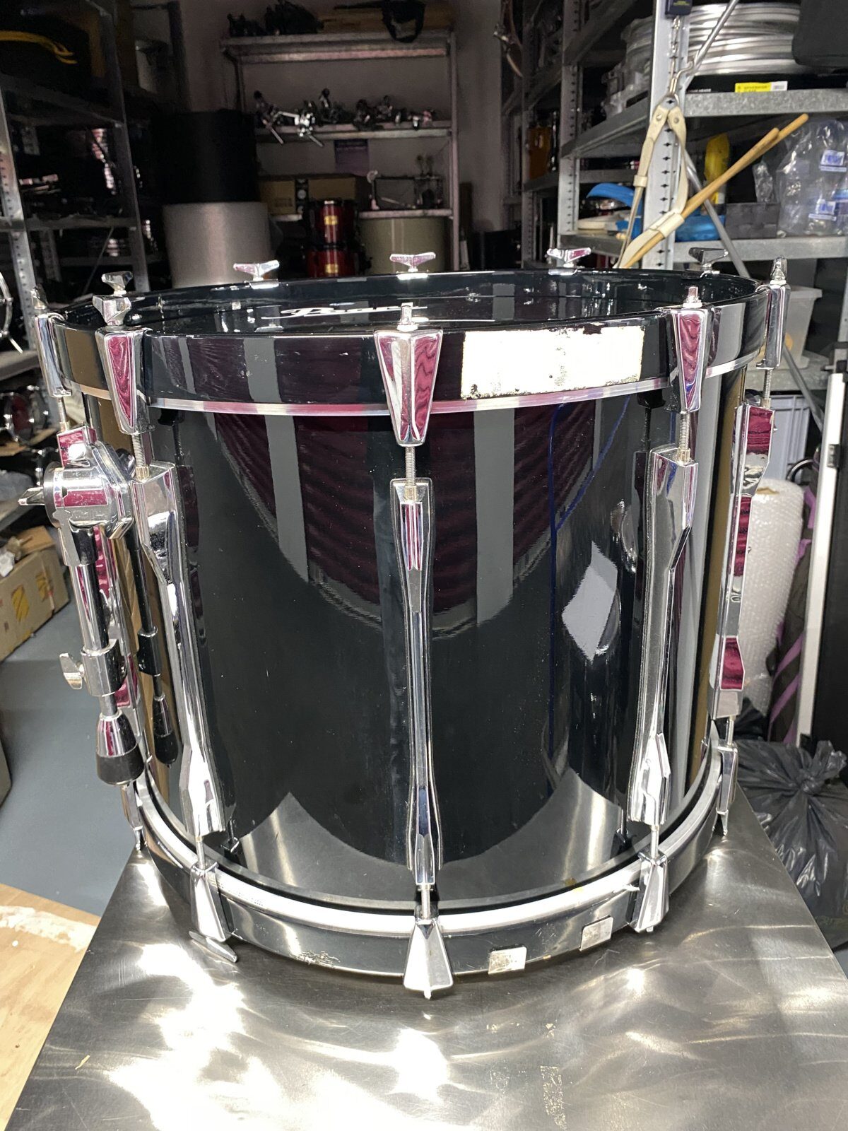 Pearl BLX bassdrum 22x18” Piano black.